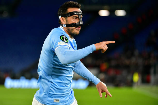 队员们通过 队员们通过